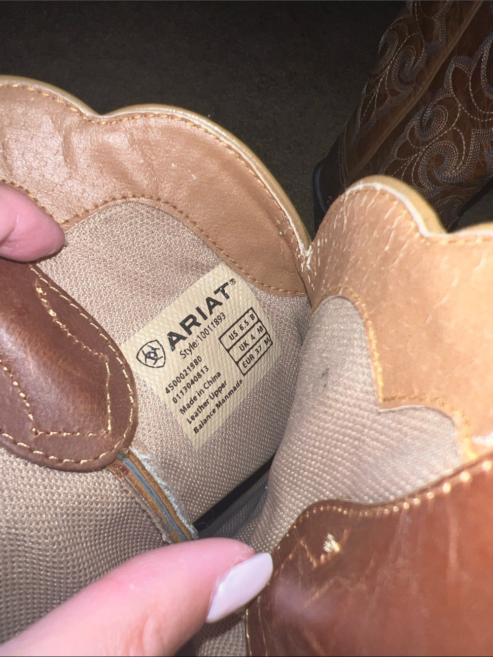 Ariat Round Up Square Toe Boots - Picture 2 of 8